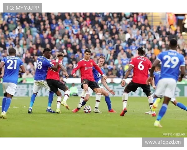 莱斯特城边路进攻