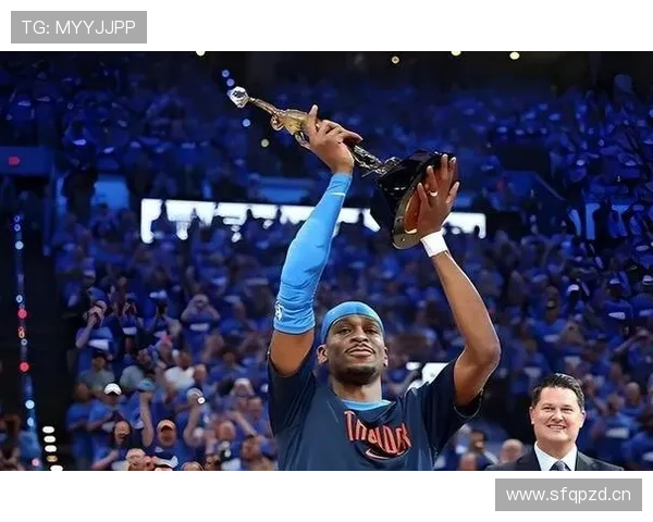 亚历山大无球跑动占比提升，中距离效率领跑后卫